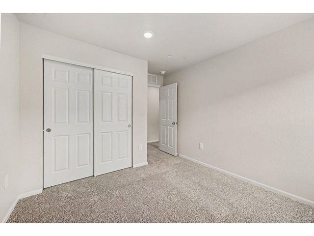 1622 Riverplace Dr 1, Windsor, CO 80550