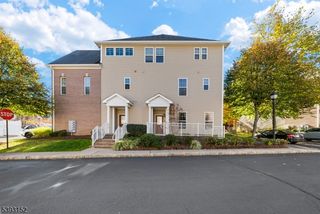 515 River Pl, Butler Boro, NJ 07405