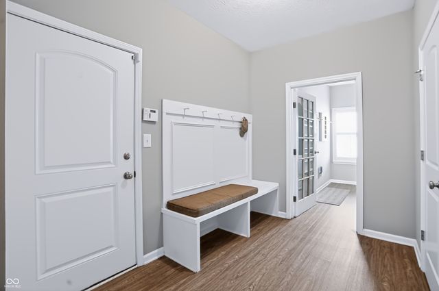 8810 Rowling Way, Indianapolis, IN 46239