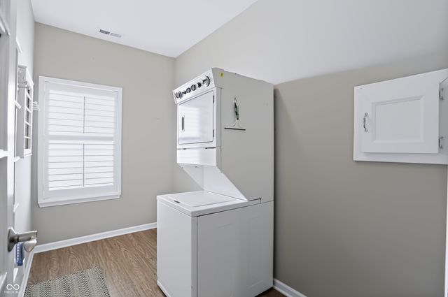 8810 Rowling Way, Indianapolis, IN 46239