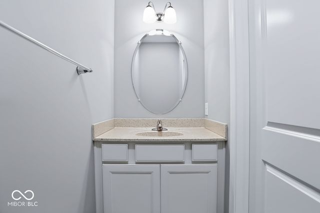 8810 Rowling Way, Indianapolis, IN 46239