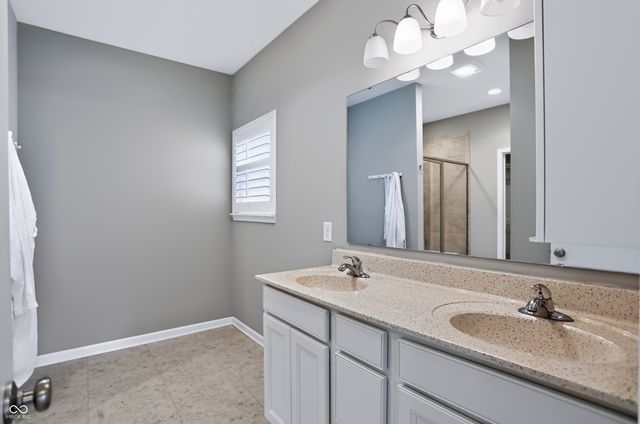8810 Rowling Way, Indianapolis, IN 46239