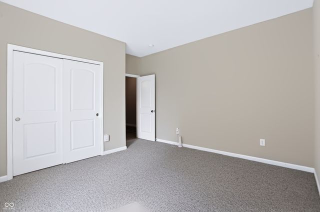8810 Rowling Way, Indianapolis, IN 46239