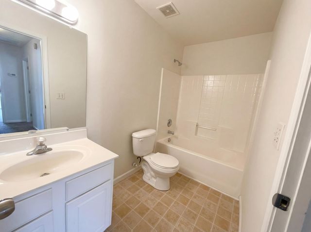 318 Aberdeen Circle, Summerville, SC 29483