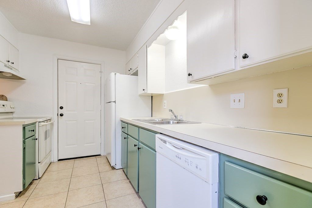 Image 12 of property listing at 3514 Juanita Avenue, San Angelo, TX 76901