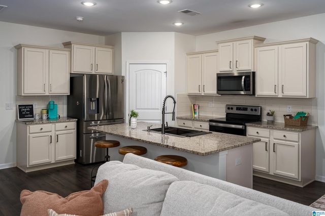 1009 CANVASBACK WAY, Alabaster, AL 35007