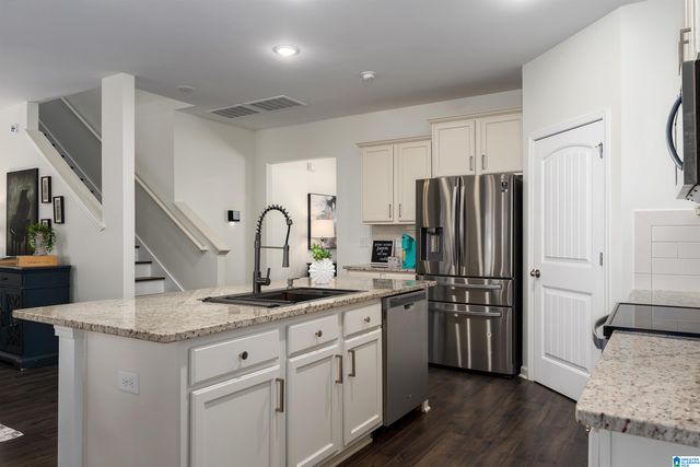 1009 CANVASBACK WAY, Alabaster, AL 35007