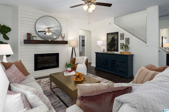 1009 CANVASBACK WAY, Alabaster, AL 35007