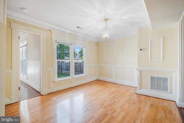 307 HAWKE ST, Fredericksburg, VA 22401