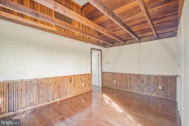 307 HAWKE ST, Fredericksburg, VA 22401