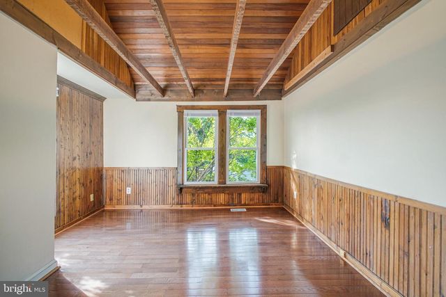 307 HAWKE ST, Fredericksburg, VA 22401