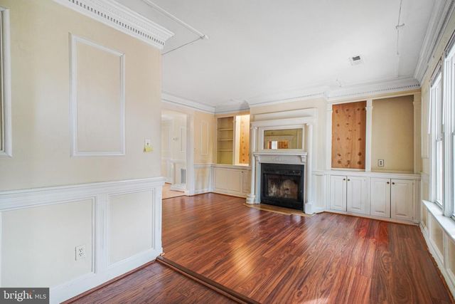 307 HAWKE ST, Fredericksburg, VA 22401