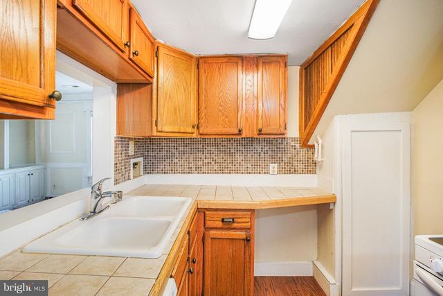 307 HAWKE ST, Fredericksburg, VA 22401