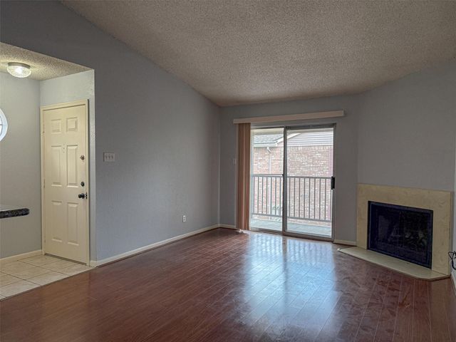 3100 Jeanetta Street 1104, Houston, TX 77063