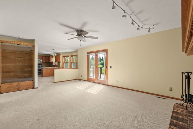 902 Idaho Avenue, Davenport, IA 52804