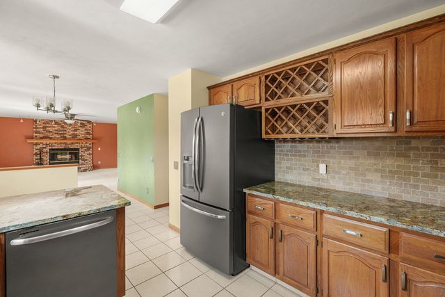 902 Idaho Avenue, Davenport, IA 52804