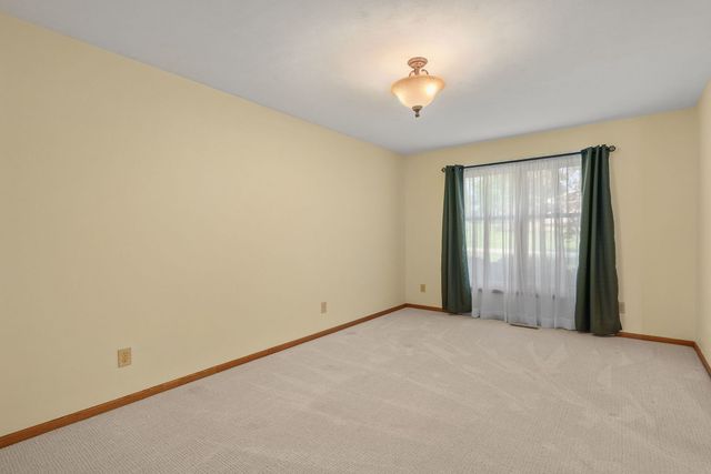 902 Idaho Avenue, Davenport, IA 52804