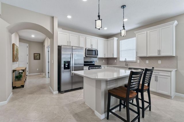 12847 SW Vermillion Circle, Port St. Lucie, FL 34987