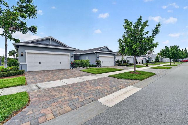 12847 SW Vermillion Circle, Port St. Lucie, FL 34987