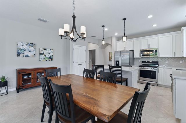 12847 SW Vermillion Circle, Port St. Lucie, FL 34987