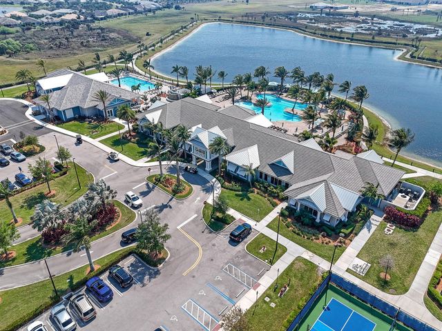 12847 SW Vermillion Circle, Port St. Lucie, FL 34987
