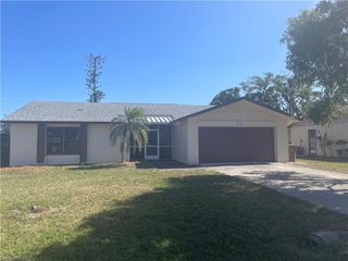 4003 SE 2nd AVE, Cape Coral, FL 33904