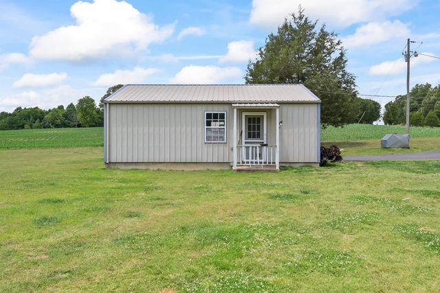 6439 Cedar Grove Rd, Big Sandy, TN 38221