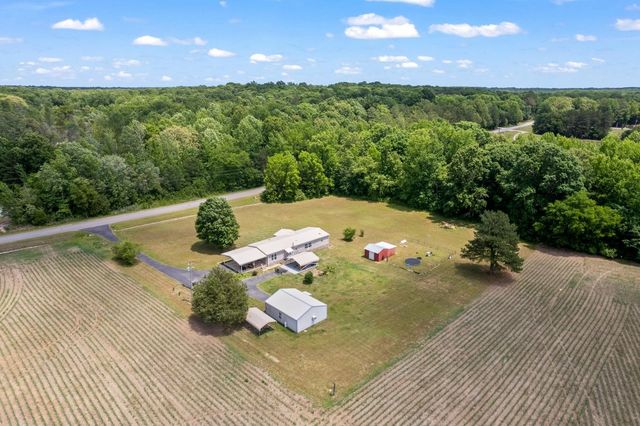 6439 Cedar Grove Rd, Big Sandy, TN 38221