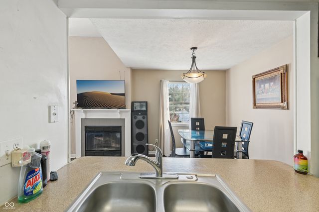 7135 Bay Point Court, Indianapolis, IN 46214