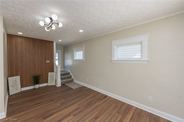 1272 Warren Road, Lakewood, OH 44107