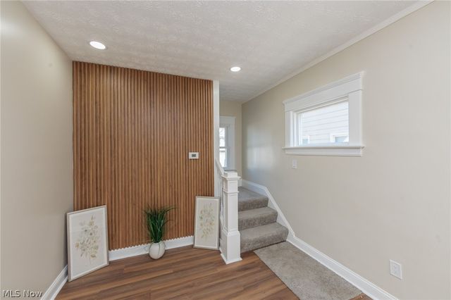 1272 Warren Road, Lakewood, OH 44107