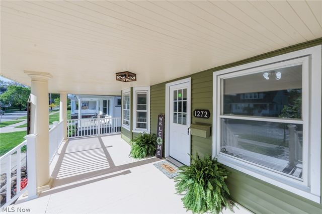 1272 Warren Road, Lakewood, OH 44107