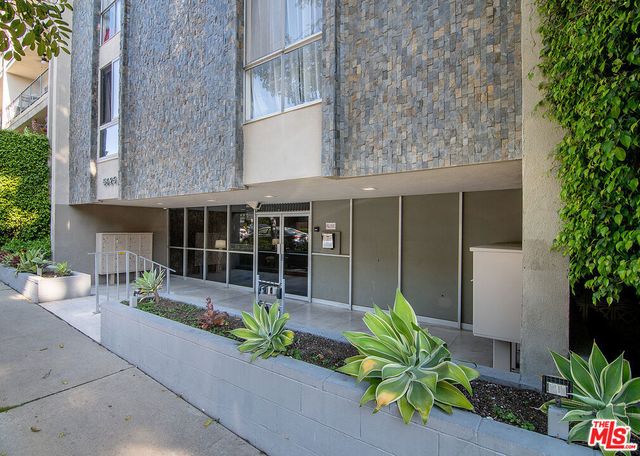 5625 Windsor Way 107, Culver City, CA 90230