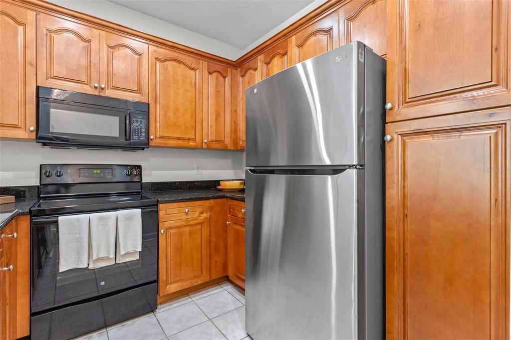 Image 15 of property listing at 2528 ROBERT TRENT JONES DRIVE 1617, Orlando, FL 32835