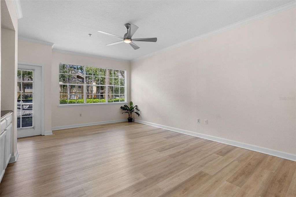 Image 8 of property listing at 2528 ROBERT TRENT JONES DRIVE 1617, Orlando, FL 32835