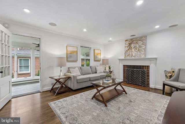 1508 N KENTUCKY ST, Arlington, VA 22205