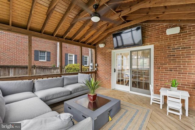 1508 N KENTUCKY ST, Arlington, VA 22205