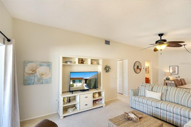 5602 12TH AVENUE W 5602, Bradenton, FL 34209