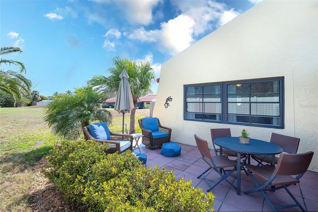 5602 12TH AVENUE W 5602, Bradenton, FL 34209