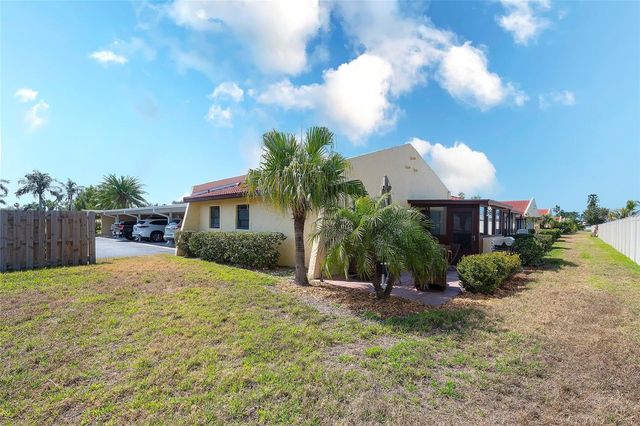 5602 12TH AVENUE W 5602, Bradenton, FL 34209