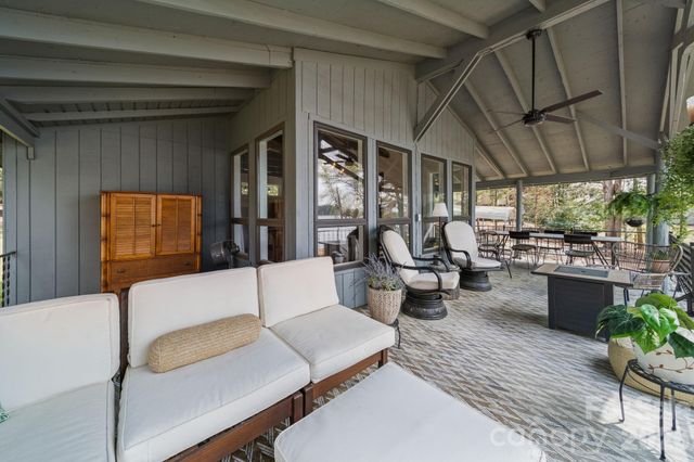 2262 Beaver Creek Road, Camden, SC 29020