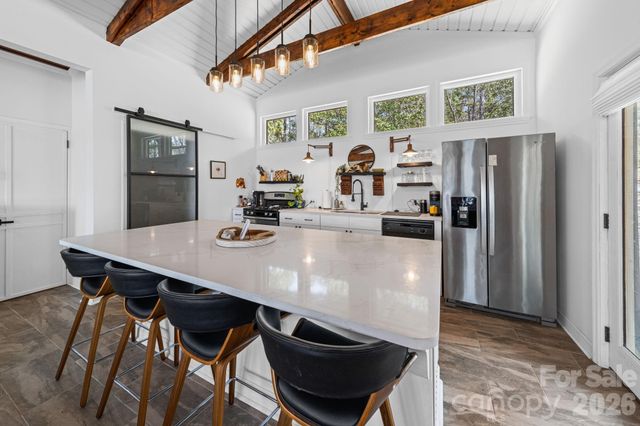2262 Beaver Creek Road, Camden, SC 29020