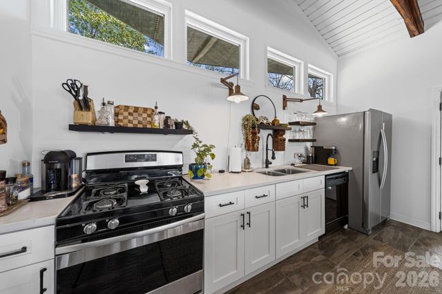 2262 Beaver Creek Road, Camden, SC 29020