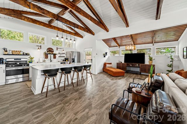 2262 Beaver Creek Road, Camden, SC 29020