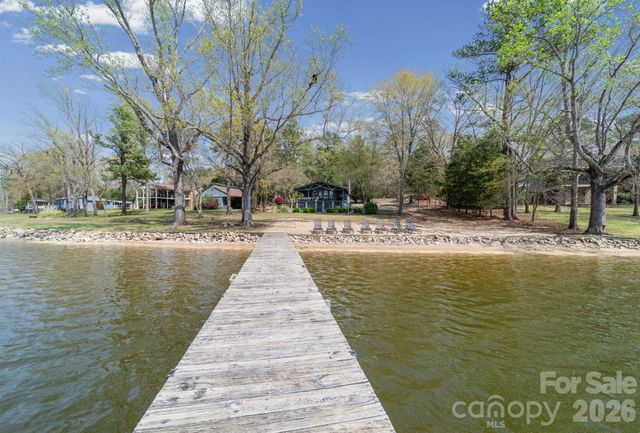 2262 Beaver Creek Road, Camden, SC 29020