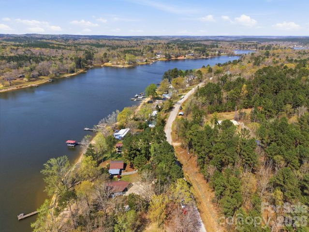 2262 Beaver Creek Road, Camden, SC 29020