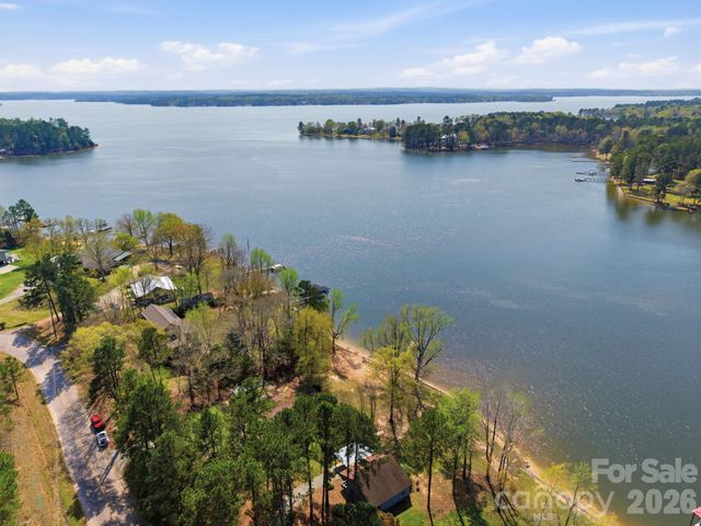 2262 Beaver Creek Road, Camden, SC 29020