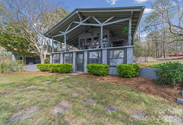 2262 Beaver Creek Road, Camden, SC 29020