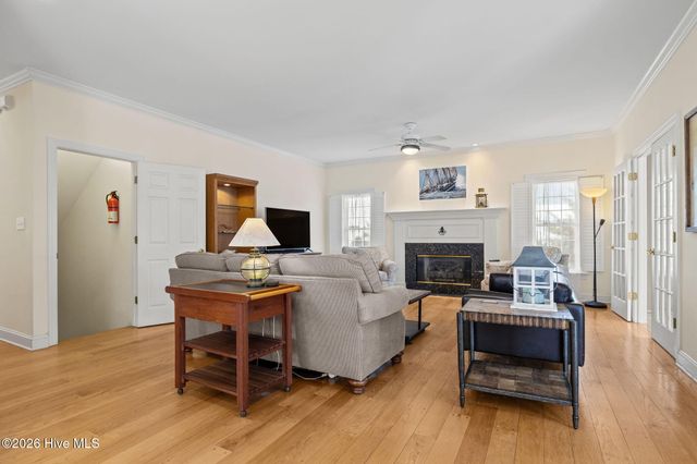 312 Lord Berkeley Drive, Emerald Isle, NC 28594