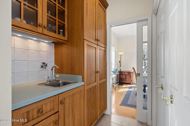 312 Lord Berkeley Drive, Emerald Isle, NC 28594